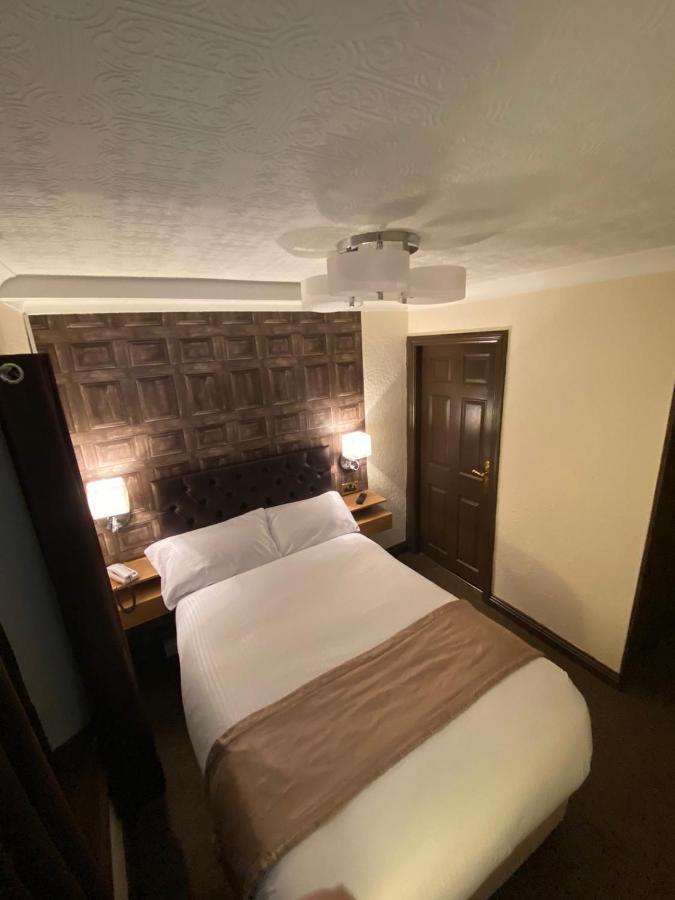 The Redwell Inn Барнард Касъл Екстериор снимка